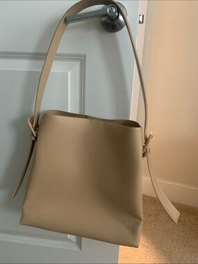 Antik Kraft Taupe Beige Bucket Shoulder Bag